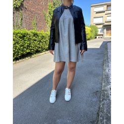 Robe courte grise coupe loose