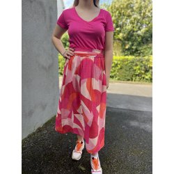 Longue jupe imprimé rouge corail et rose