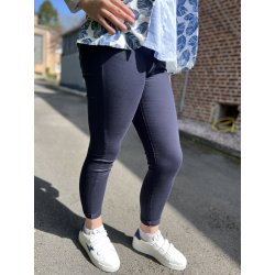 Pantalon bleu foncé coupe slim femme